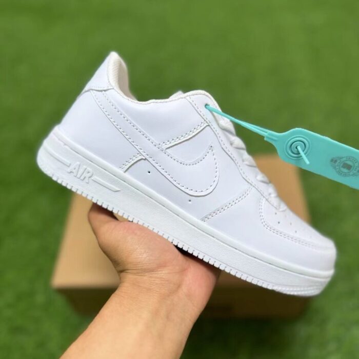 Air Force One Low Top Sports Men's and Women's Board Shoes - Image 1