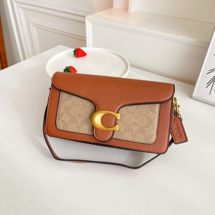 Classic Caviar Small Square Bag - Image 4