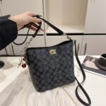 High Fashion Crossbody Tote Bucket Bag - Image 6