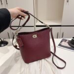 High Fashion Crossbody Tote Bucket Bag - Image 7