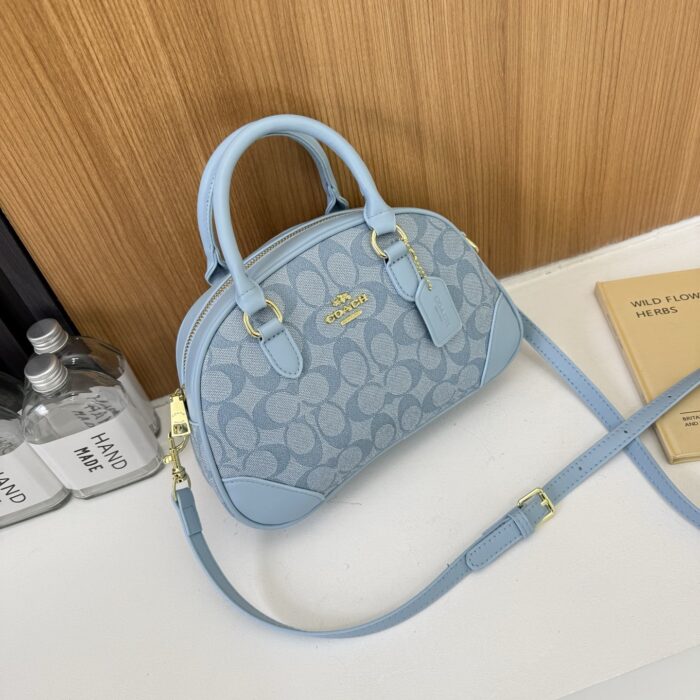 Designer Fashion Tote Crossbody Bag - Image 6