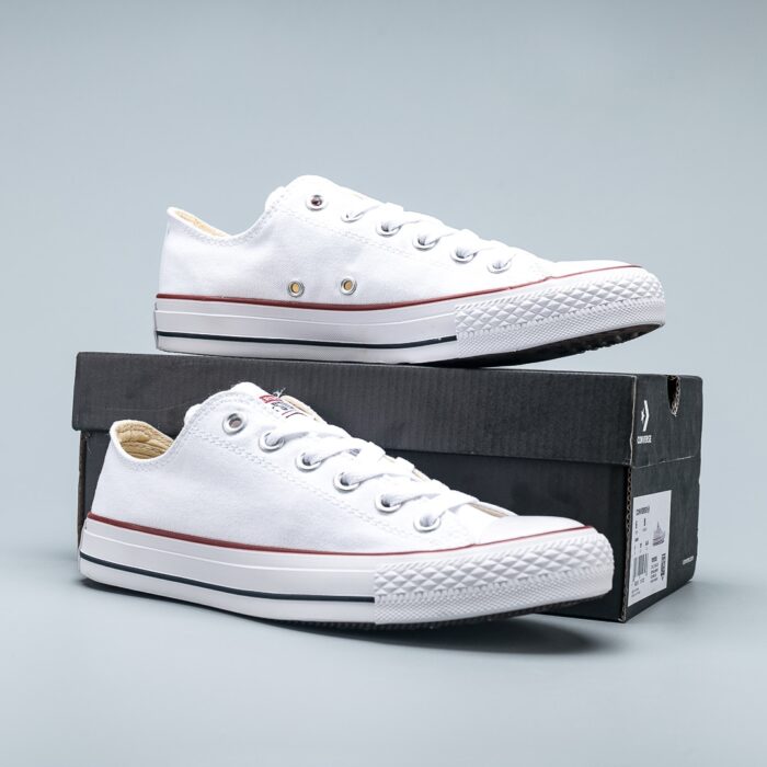 Converse All Star Classic White Canvas Shoes - Image 1