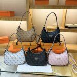 GUESS Multicolour Classic Pattern Shoulder Bag