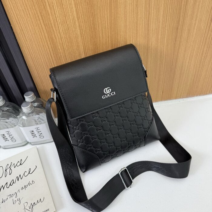 Multi-Brand Business Casual Multi-Functional Crossbody Bag - Image 5