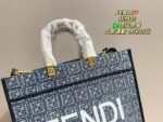Fendi Tote Bag: Retro Elegance And Luxury, Versatile For Casual And Formal Occasions - Image 3