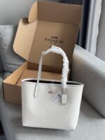 Coach New Snap-Closure Single-Sided Classic Logo City Tote Bag