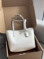 Coach New Snap-Closure Single-Sided Classic Logo City Tote Bag - Image 2
