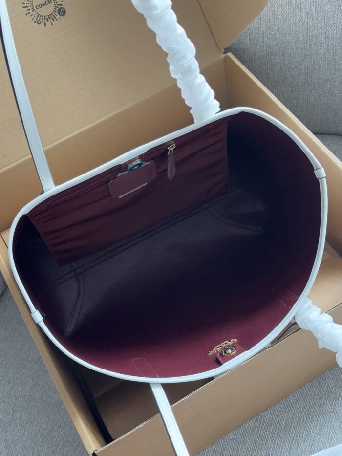 Coach New Snap-Closure Single-Sided Classic Logo City Tote Bag - Image 9