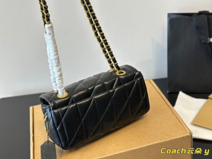 Coach Tabby Chain Bag - Versatile Classic, Elegant, Cute, And Ethereal Style - Image 5