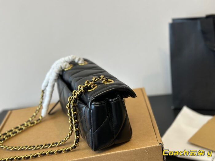 Coach Tabby Chain Bag - Versatile Classic, Elegant, Cute, And Ethereal Style - Image 6