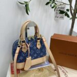Louis Vuitton Multi-Coloured Shell Bag Cloth Bag Invoice Plastic Seal Box Complete Set - Image 6