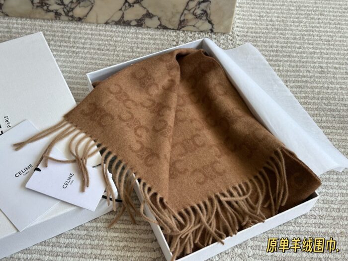 Celine Cashmere Scarf Delicate Colour Palette Soft And Comfortable - Image 3