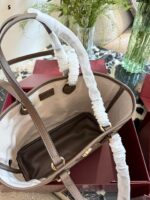 Gucci Ophidia Tote Shopping Bag Signature Print Sleek And Elegant Generous Capacity Versatile - Image 7
