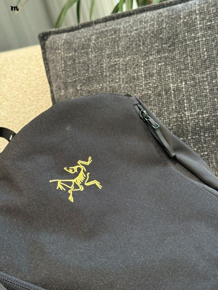 Arcteryx Mantis 26 Matte Black High-Capacity Compartmentalised Commuter & Gym Backpack - Image 5