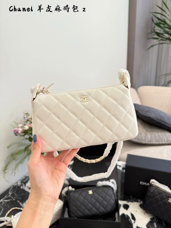 Chanel 25A Mahjong Bag Classic Quilted Pattern Shoulder Or Crossbody Carry Practical And Versatile Complete With Box - Image 4