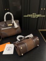 Hermès Birkin 25 Go Team Platinum Bag Structured, Minimalist, Vintage Chic - Image 5