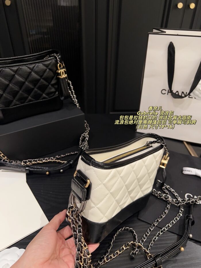 Chanel Gabrielle Black And White Wanderlust Bag Zip Closure Shoulder Or Crossbody Carry Lightweight And Stylish - Image 4