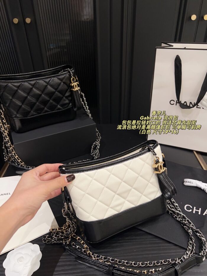 Chanel Gabrielle Black And White Wanderlust Bag Zip Closure Shoulder Or Crossbody Carry Lightweight And Stylish - Image 9