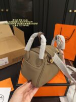 Hermes Lindy: Minimalist, Sophisticated, And Professional Women'S Handbag - Image 7