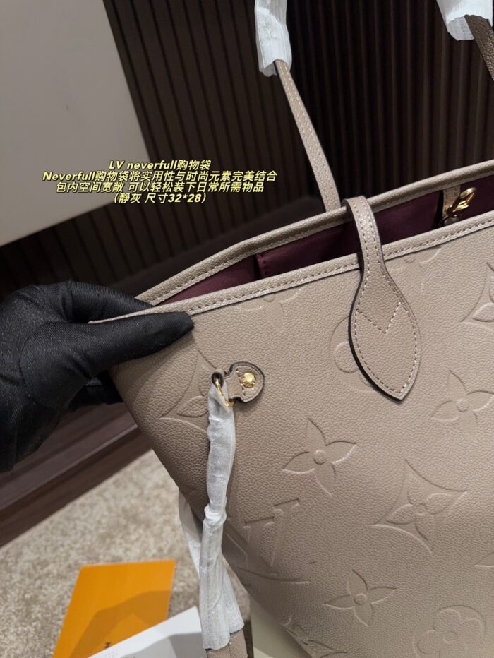 Louis Vuitton Neverfull Tote Practical, Stylish, Spacious, Adjustable - Image 5