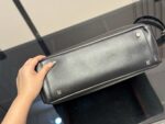 Yves Saint Laurent Tote Bag Versatile And Sophisticated Shoulder Or Crossbody Carry Cool And Effortlessly Chic - Image 8