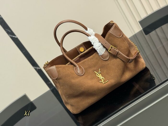 Yves Saint Laurent Tote Bag Versatile And Sophisticated Shoulder Or Crossbody Carry - Image 1