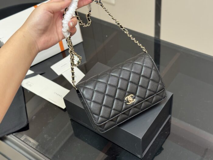 Chanel New Bow-Adorned Fortune Woc With Card Slots And Hidden Pocket - Practical - Image 2