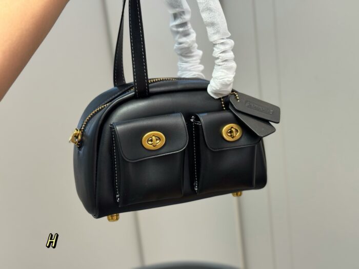 Coach Originals Twin Turnlock 20 Vintage Handbag Smooth Leather With Dual Turnlock Closures Spacious Interior Pocket With Extended Zip - Image 9
