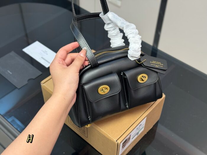 Coach Originals Twin Turnlock 20 Vintage Handbag Smooth Leather With Dual Turnlock Closures Spacious Interior Pocket With Extended Zip - Image 10