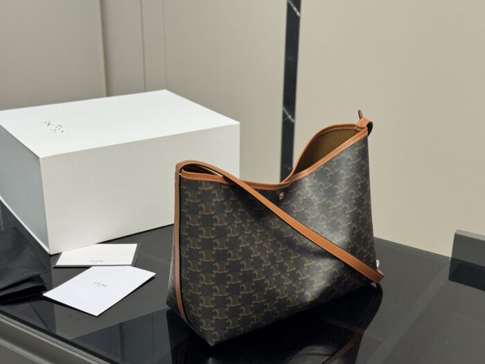 Celine Soft Shopper Tote Bag Ultra-Lightweight With A Detachable Pouch Generous Capacity Perfect For Autumn/Winter Styling - Image 8