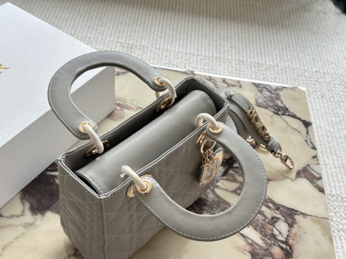 Dior Lady Dior Quad Bag (Letter-Print Wide Strap) Pearlescent High-End Quality - Image 2