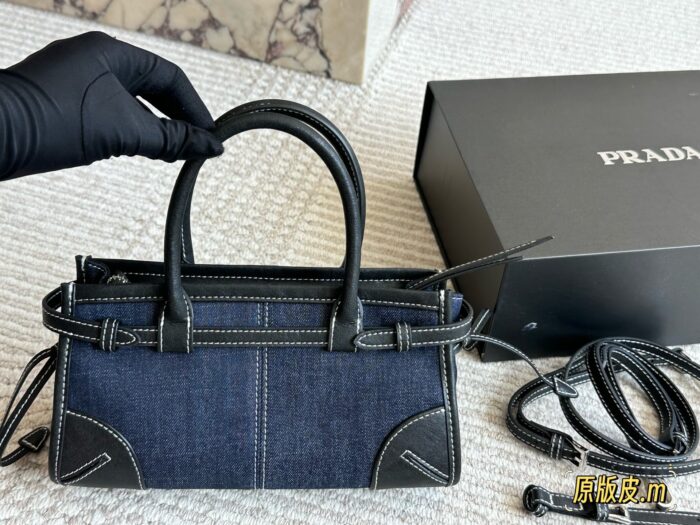 Prada Softlux Oil-Wax Leather Handbag/Underarm Bag Ultra-Light Oil-Wax Leather Includes Long Shoulder Strap - Image 6