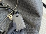 Michael Kors Travel Bag Lightweight, Versatile Carry-On/Shoulder Bag Practical And Stylish - Image 2