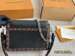 Louis Vuitton Dauphine Soft Handbag 2024 Spring/Summer Runway Style Cowhide Trim Monogram Soft Silhouette Unisex Comes With Gift Box - Image 6