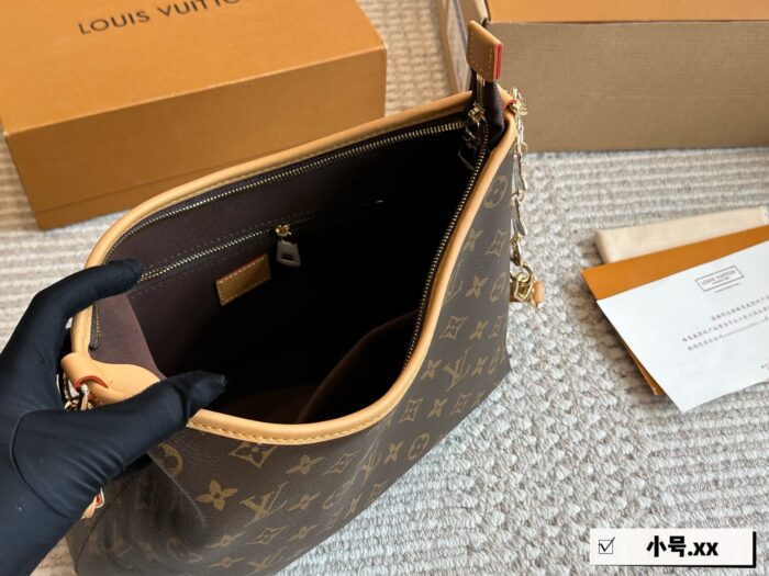 Louis Vuitton Keepall Monogram Canvas Shoulder Bag - Image 9