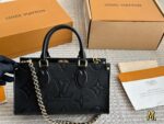 Louis Vuitton Onthego East West – The Perfect Little Bag For Petite Frames - Image 5