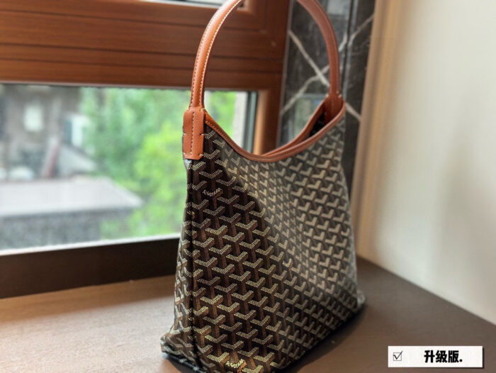 Goyard Enhanced Edition Hobo Shoulder Bag Commuter Custom-Made Leather & Craftsmanship Upgraded - Image 3