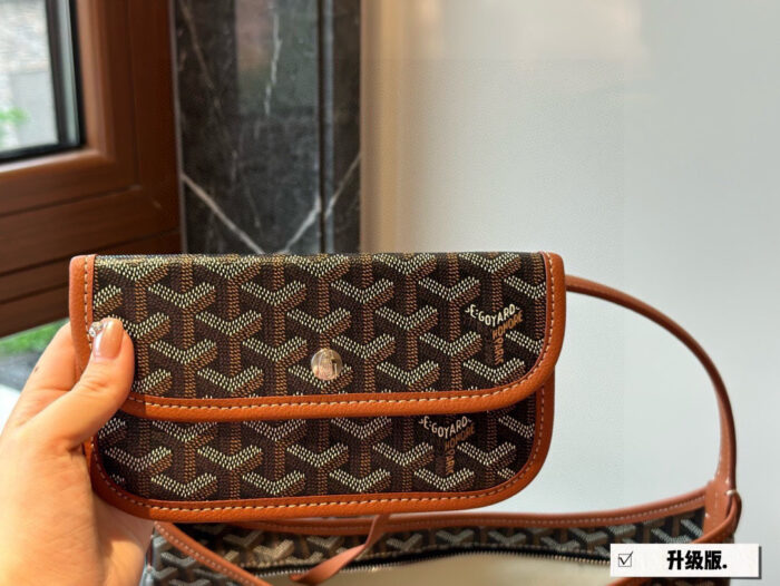 Goyard Enhanced Edition Hobo Shoulder Bag Commuter Custom-Made Leather & Craftsmanship Upgraded - Image 6