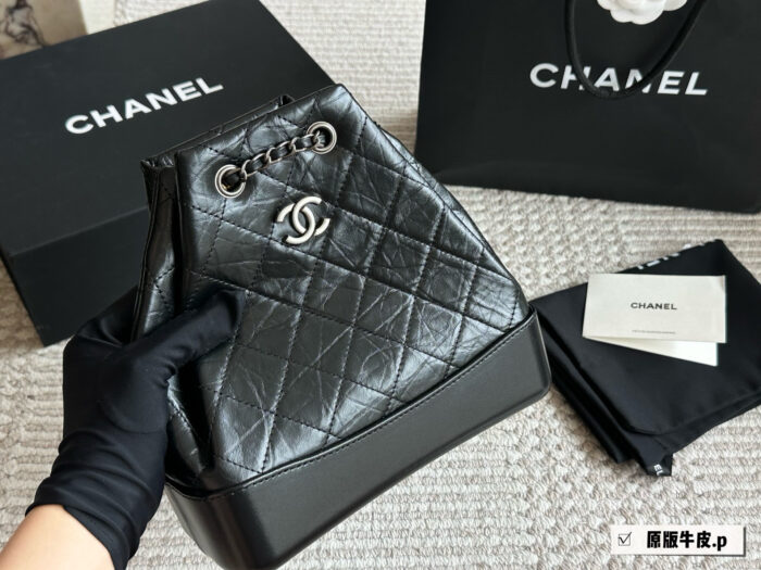 Chanel Gabrielle Original Leather Wanderlust Backpack Retro Red Lining With Gold-Silver Chain Lightweight, Spacious, Timeless Classic - Image 4