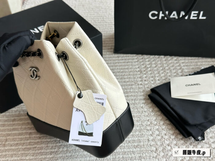 Chanel Gabrielle Original Leather Hobo Backpack - Gold/Silver Chain, Lightweight, Spacious, Classic Design - Image 3