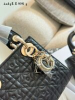 Dior Limited Edition Star Lady Dior Bag White Lambskin With Star Detailing Exquisite Handbag - Image 5
