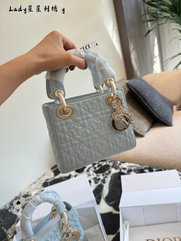 Dior Limited Edition Star Lady Dior Bag White Lambskin With Star Detailing Exquisite Handbag - Image 15