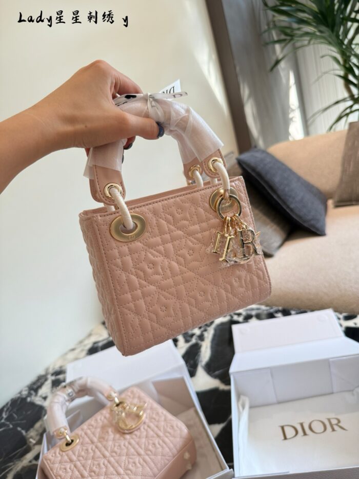 Dior Limited Edition Star Lady Dior Bag White Lambskin With Star Detailing Exquisite Handbag - Image 17