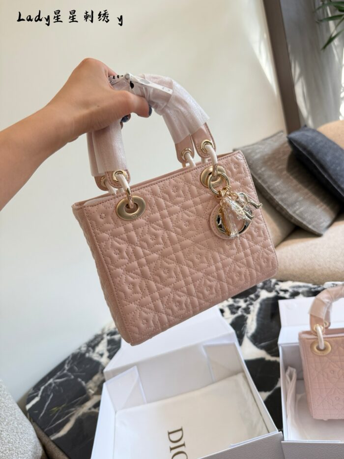 Dior Limited Edition Star Lady Dior Bag White Lambskin With Star Detailing Exquisite Handbag - Image 18