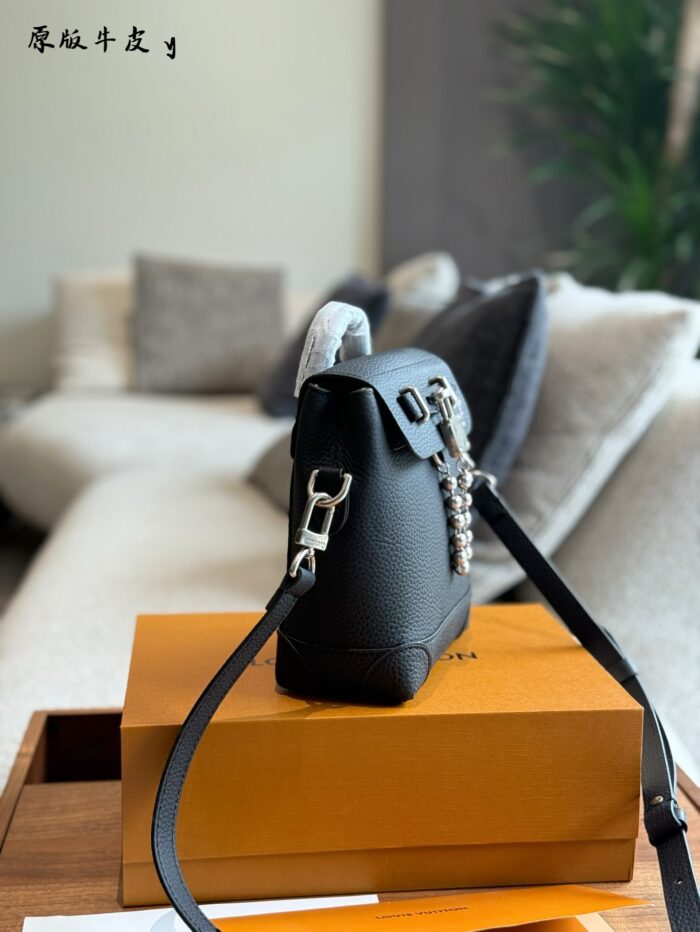 Louis Vuitton Steamer 15 Handbag Pharrell Williams Collaboration Colorado Grained Calfskin Conveniently Portable - Image 3