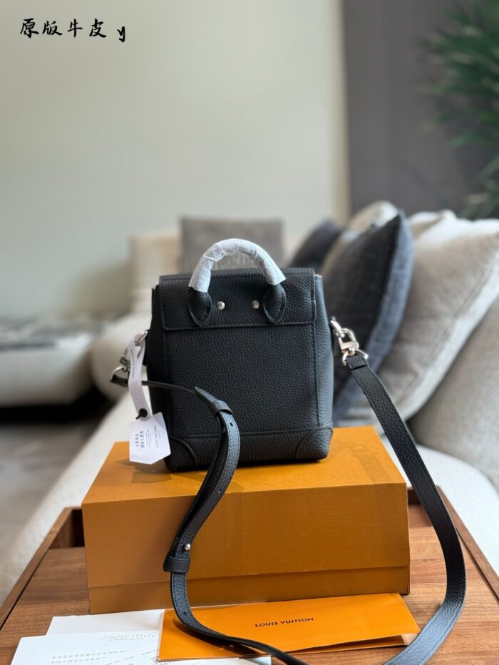 Louis Vuitton Steamer 15 Handbag Pharrell Williams Collaboration Colorado Grained Calfskin Conveniently Portable - Image 6