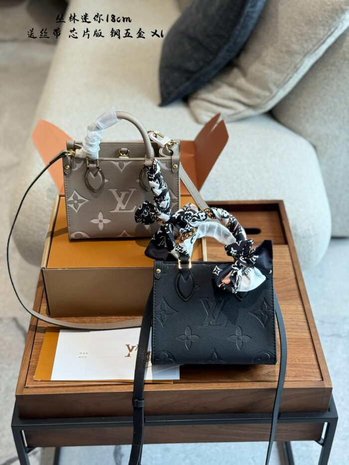 Louis Vuitton Jungle Collection Onthegomini Tote Luxurious Embossed Gradient Colour Large Logo Handheld Or Shoulder-Carried Resistant To Deformation - Image 2