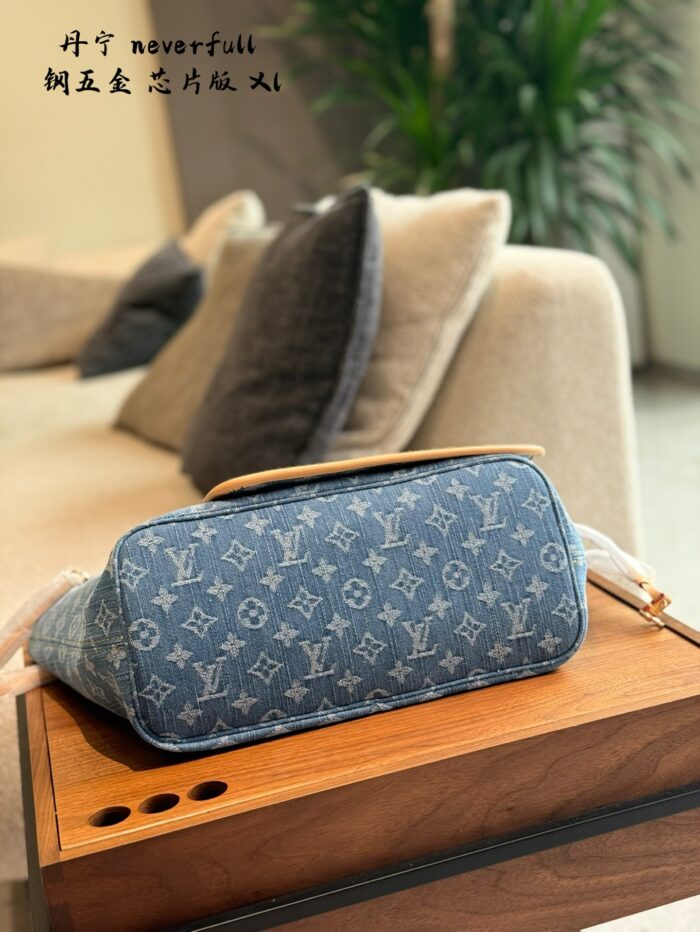 Louis Vuitton Neverfull Medium Handbag Monogram Denim Cowhide Leather Trim Adjustable Strap Ample Space - Image 8