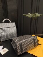 Goyard Backpack - Classic Colour With Yellow Lining, Foldable, Large Capacity - Image 9