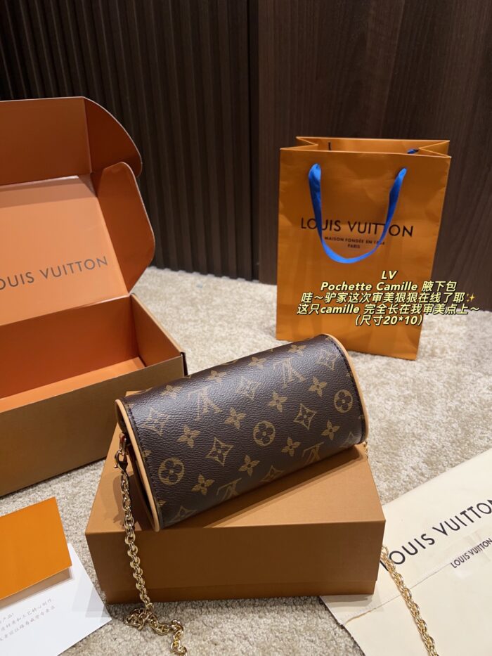 Louis Vuitton Pochette Camille Underarm Bag Practical Capacity Spot-On Aesthetic - Image 6